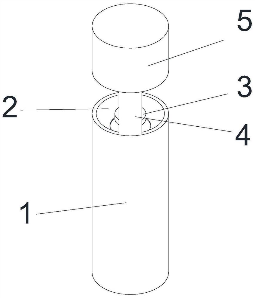 A raw material crushing device used in organic fertilizer processing