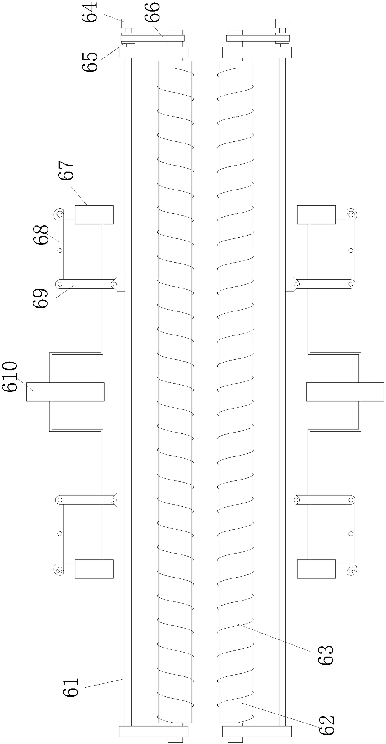 Corn harvester clamping and conveying apparatus