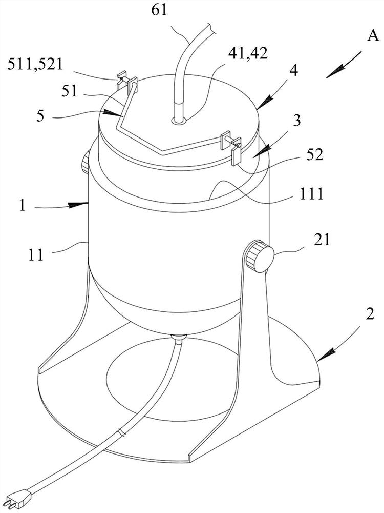 Kitchen waste treatment machine and treatment method thereof