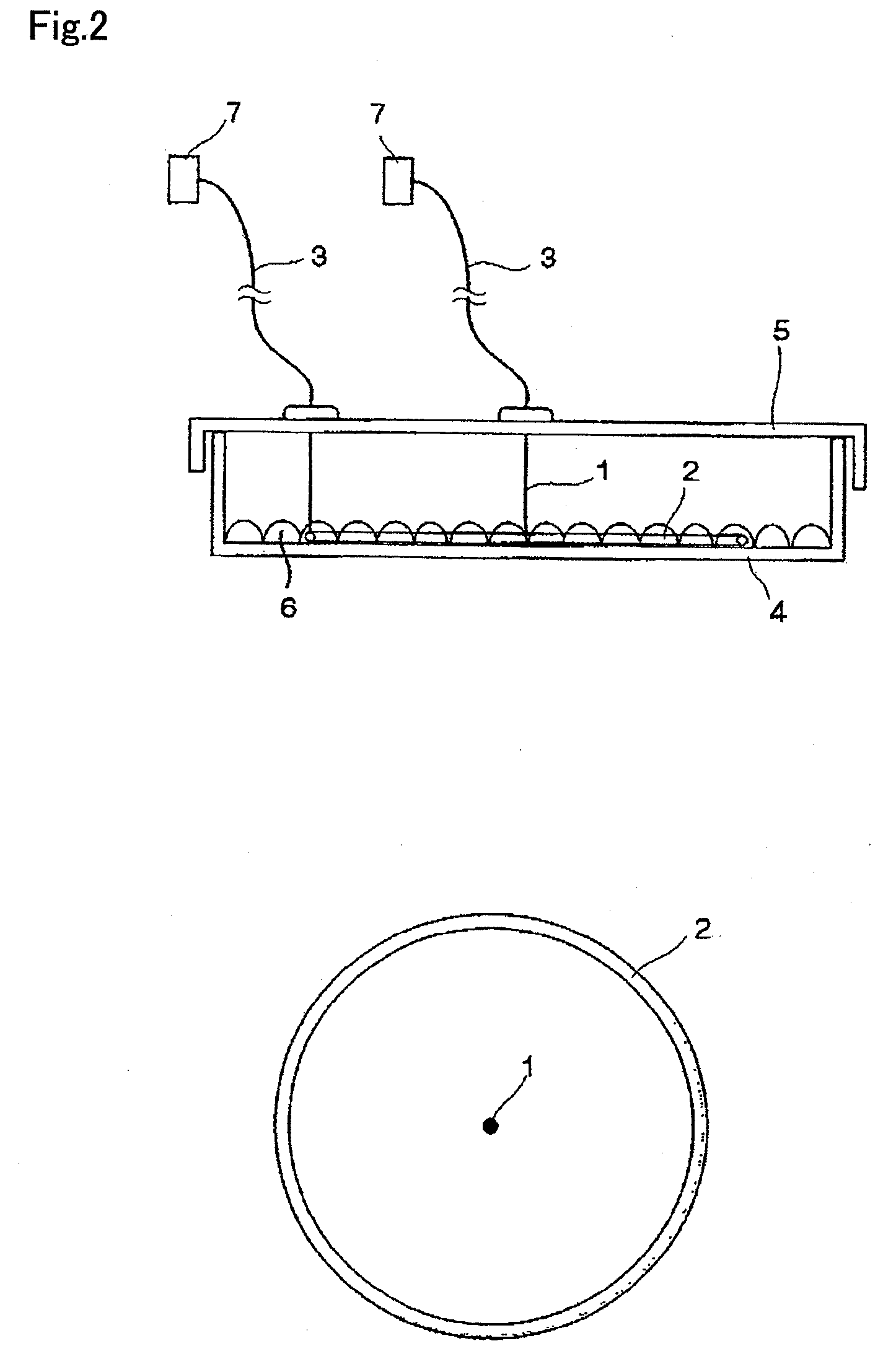 Cell stimulating device and cell stimulating method