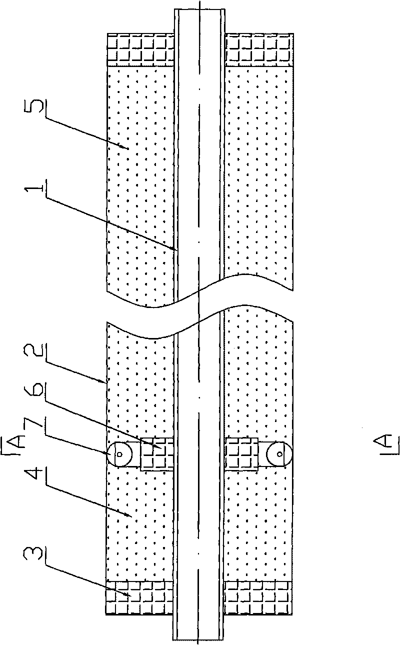 Heat preservation pipe prefabricated by powder heat insulating materials