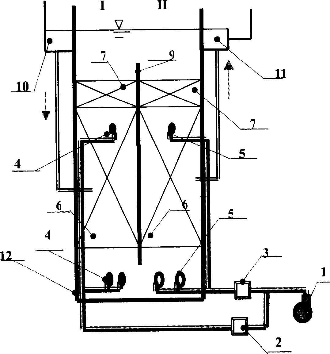 Gas lifting alternative circulation flow composite filter material filter pool