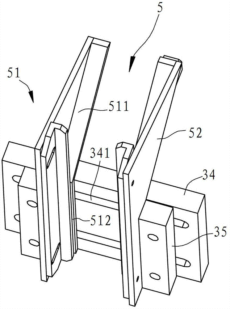 Feeding mechanism for shafts and machine tool head adopting same