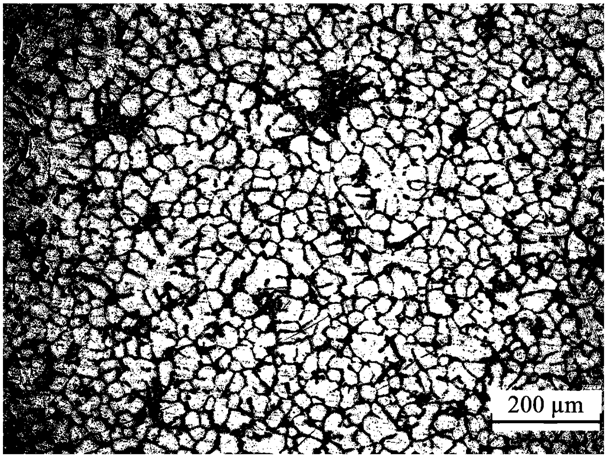 Method for preparing graphene-reinforced aluminum matrix composite material by injection molding