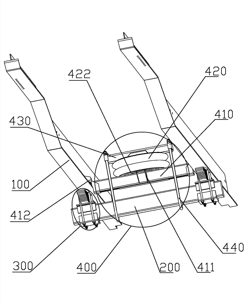 Shaft lifting device for leaf springs suspension