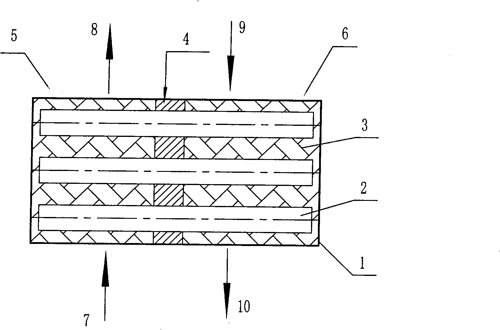 Hot pipe type porous foamed metal heat exchanger