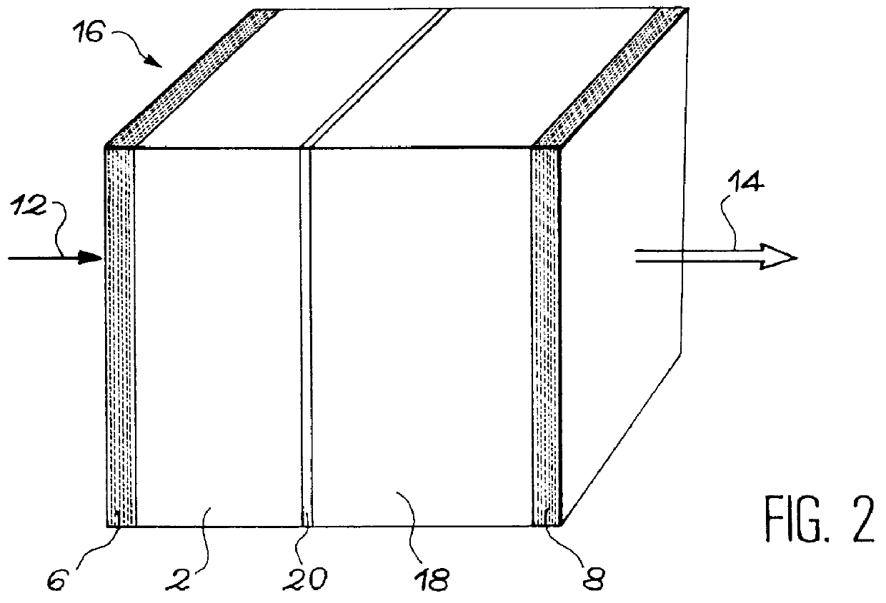 Solid microlaser passively switched by a saturable absorber and its production process