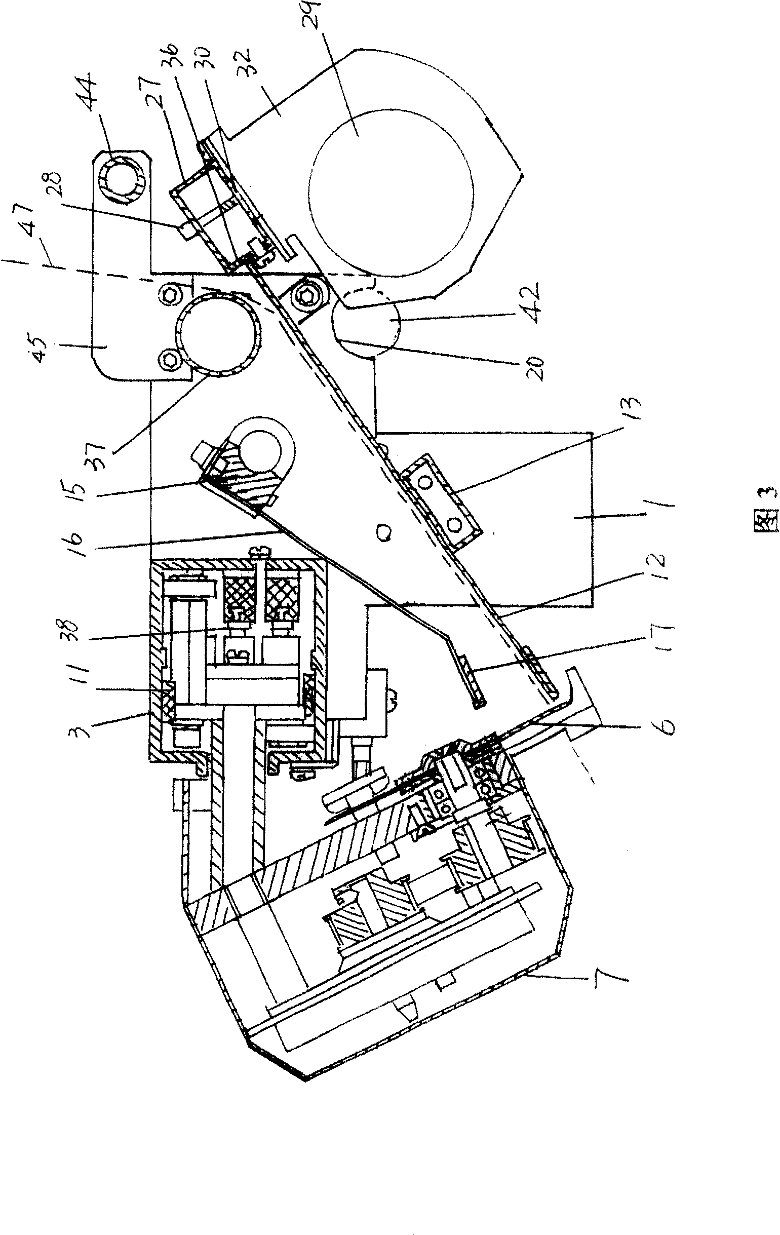 Cutting mechanism of cloth-stentering machine