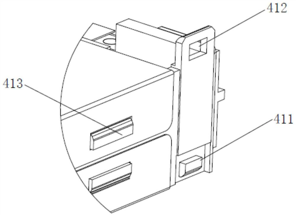 Battery core stacking module and soft package battery module