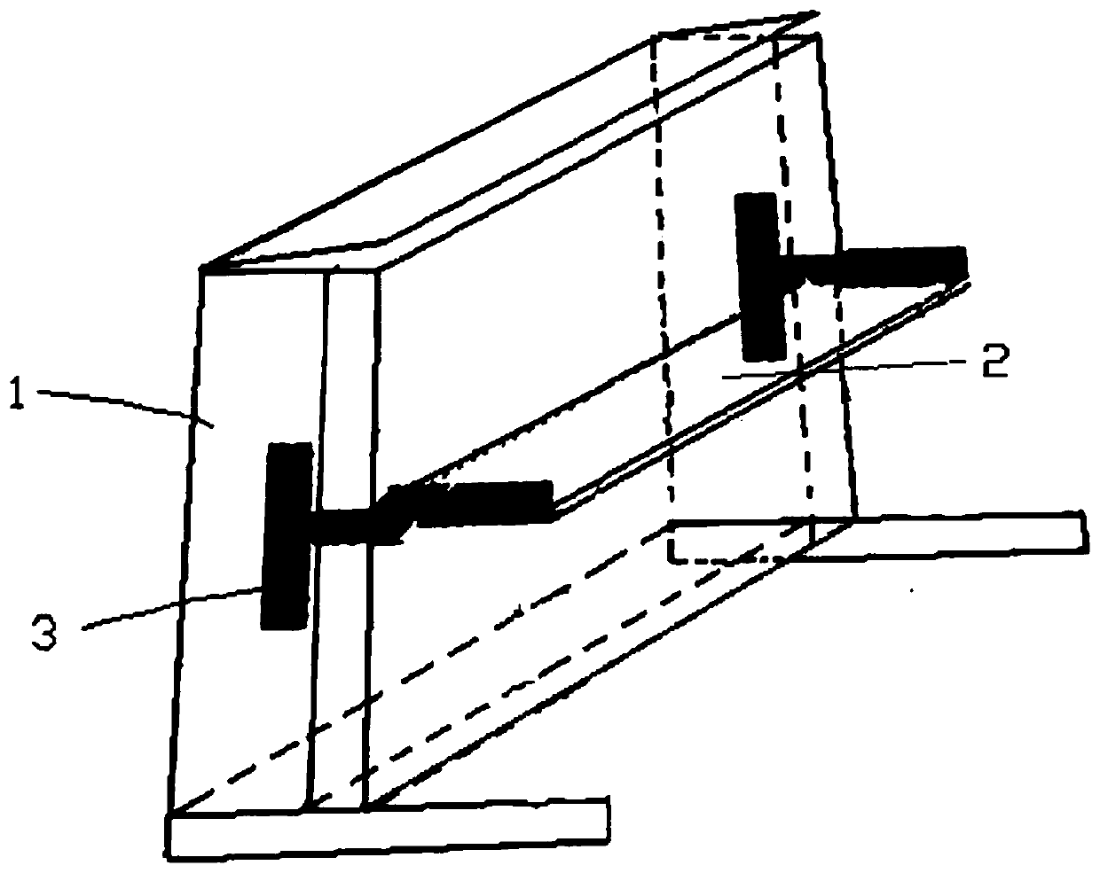 Vertical piano with middle disc independent support brackets and production method