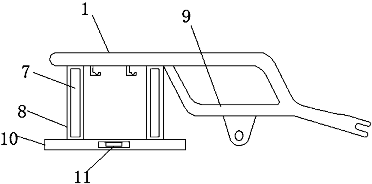 Motorbike goods rack facilitating package delivery