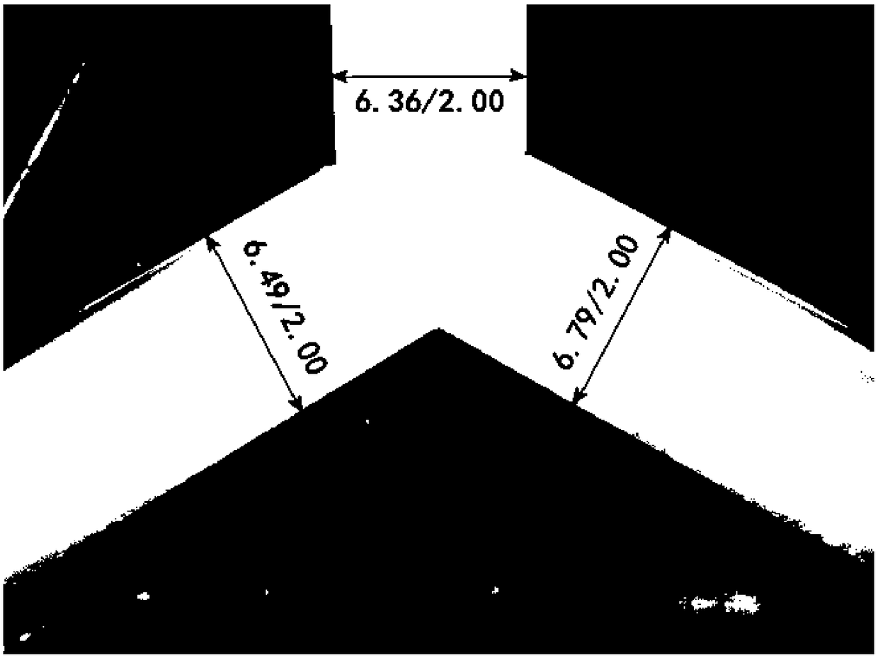 A monitoring and alarming device for the working state of the top hammer of a diamond six-sided top press