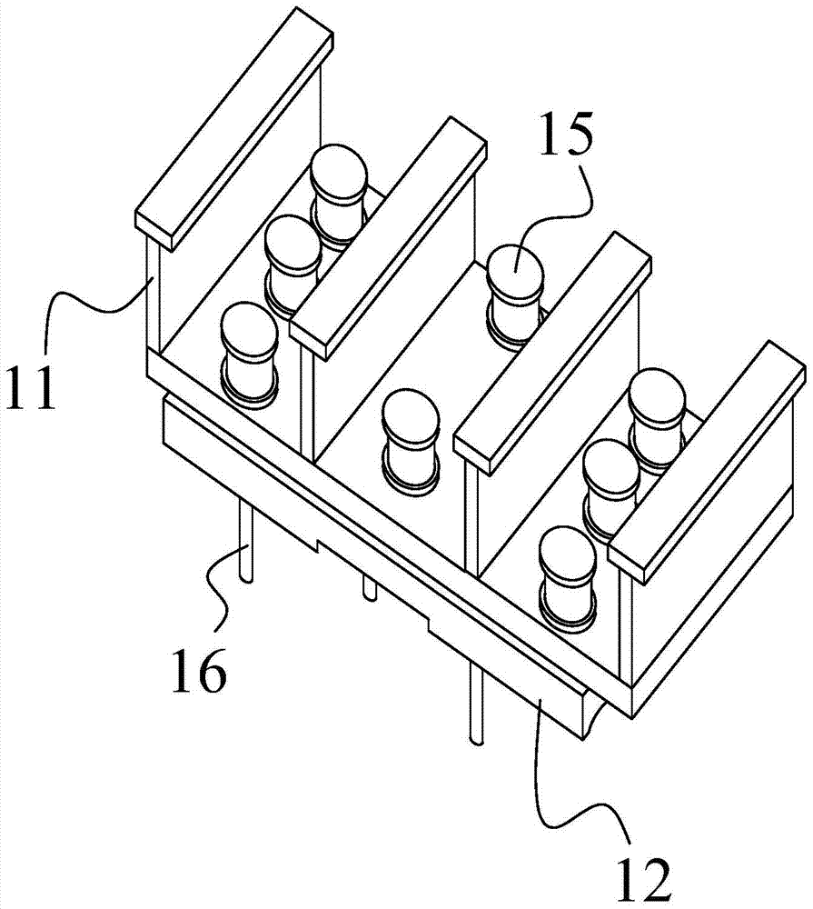 Automobile integrated skin method and its mold structure