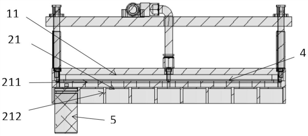 Sucker type grabbing clamp for cylindrical battery