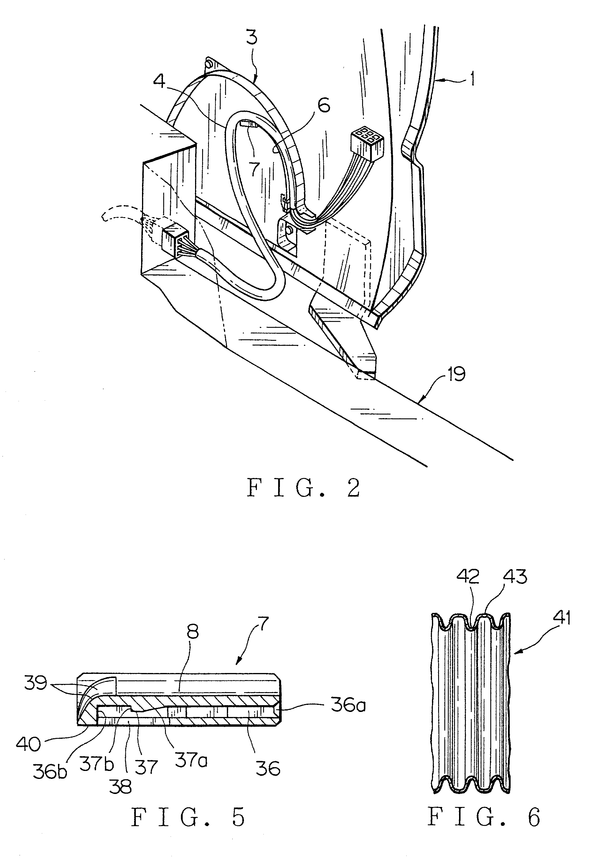 Harness slack absorbing apparatus