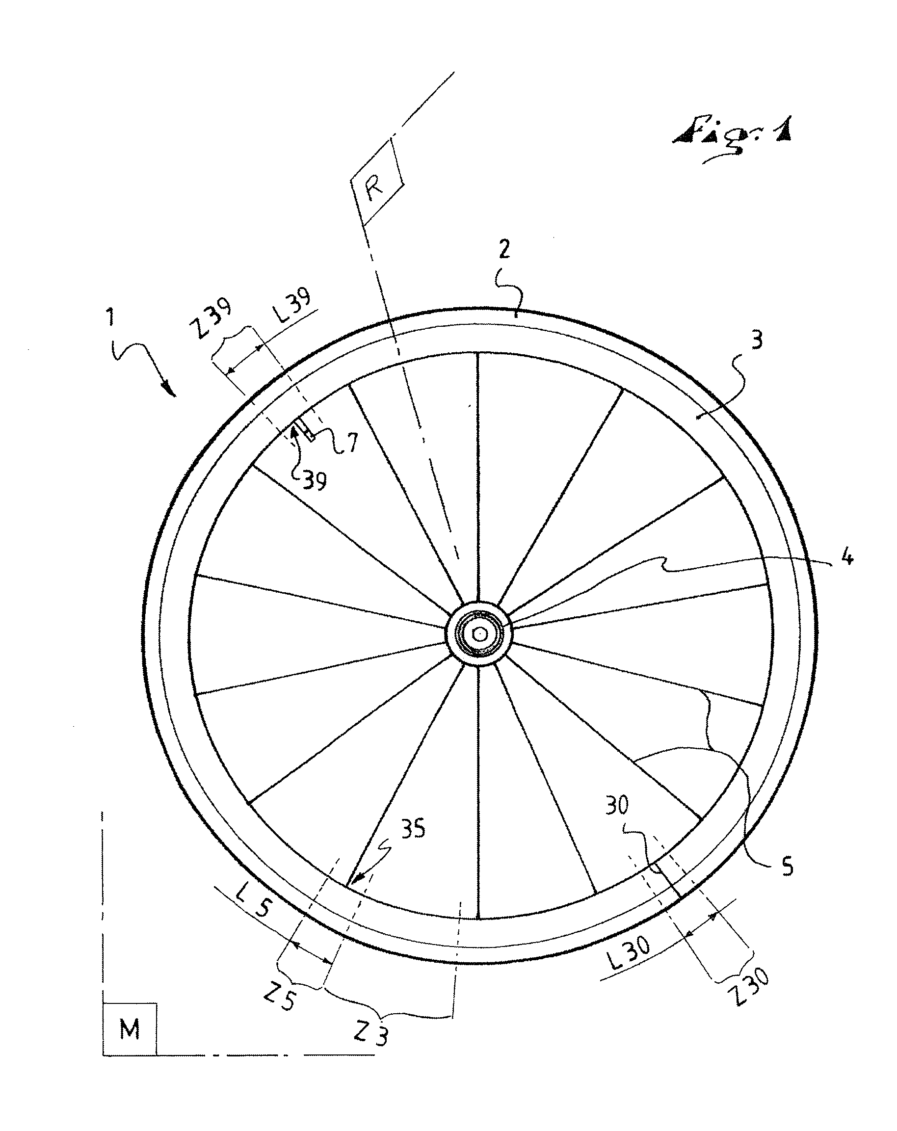 Cycle wheel rim and manufacturing method therefor