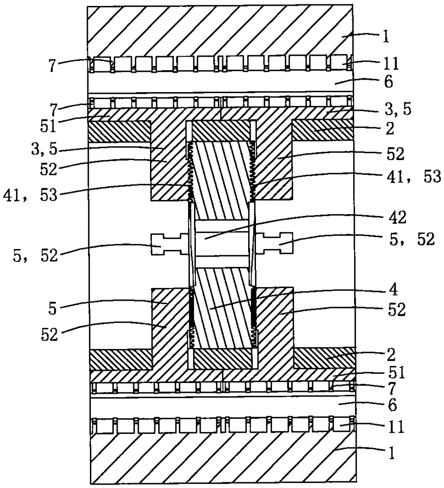 High-voltage power connection fitting with relatively good wire clamping fastness