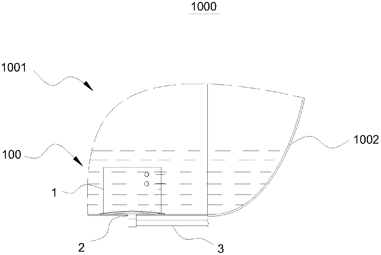 Marine liquid tank