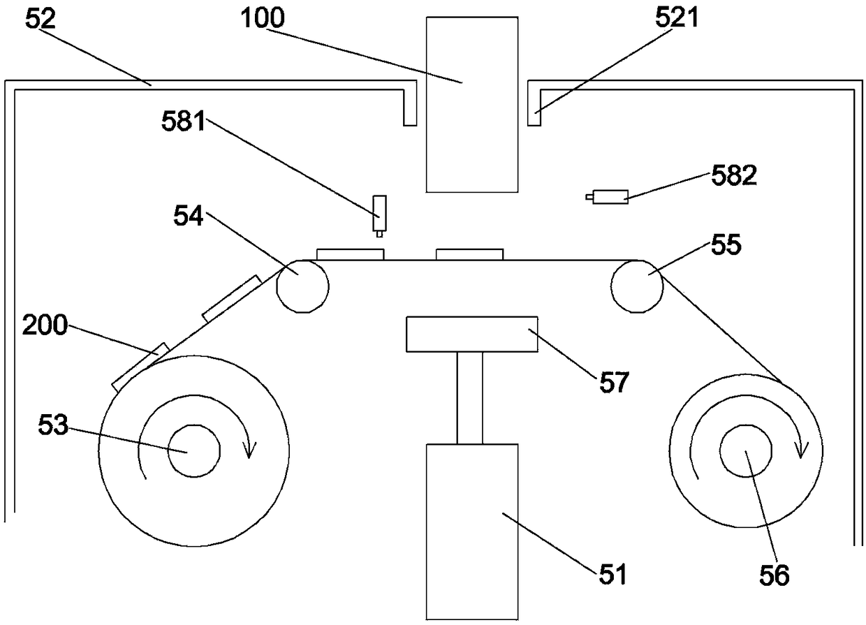 An automatic feeding and labeling device