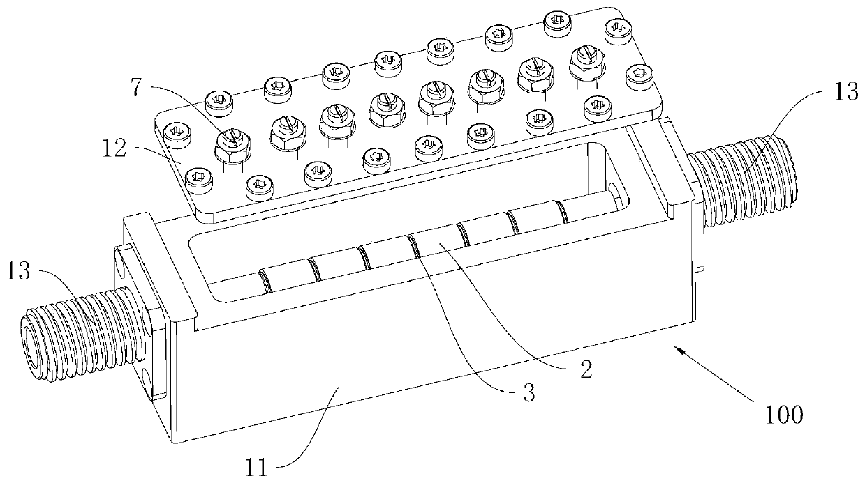 High-pass filter and communication cavity device with same