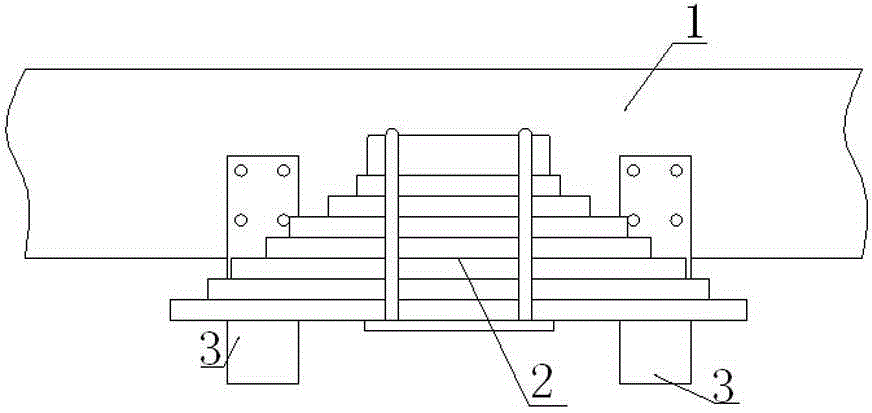 Side baffle for automobile