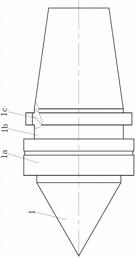 Mounting structure of machine tool centre and centre shaft