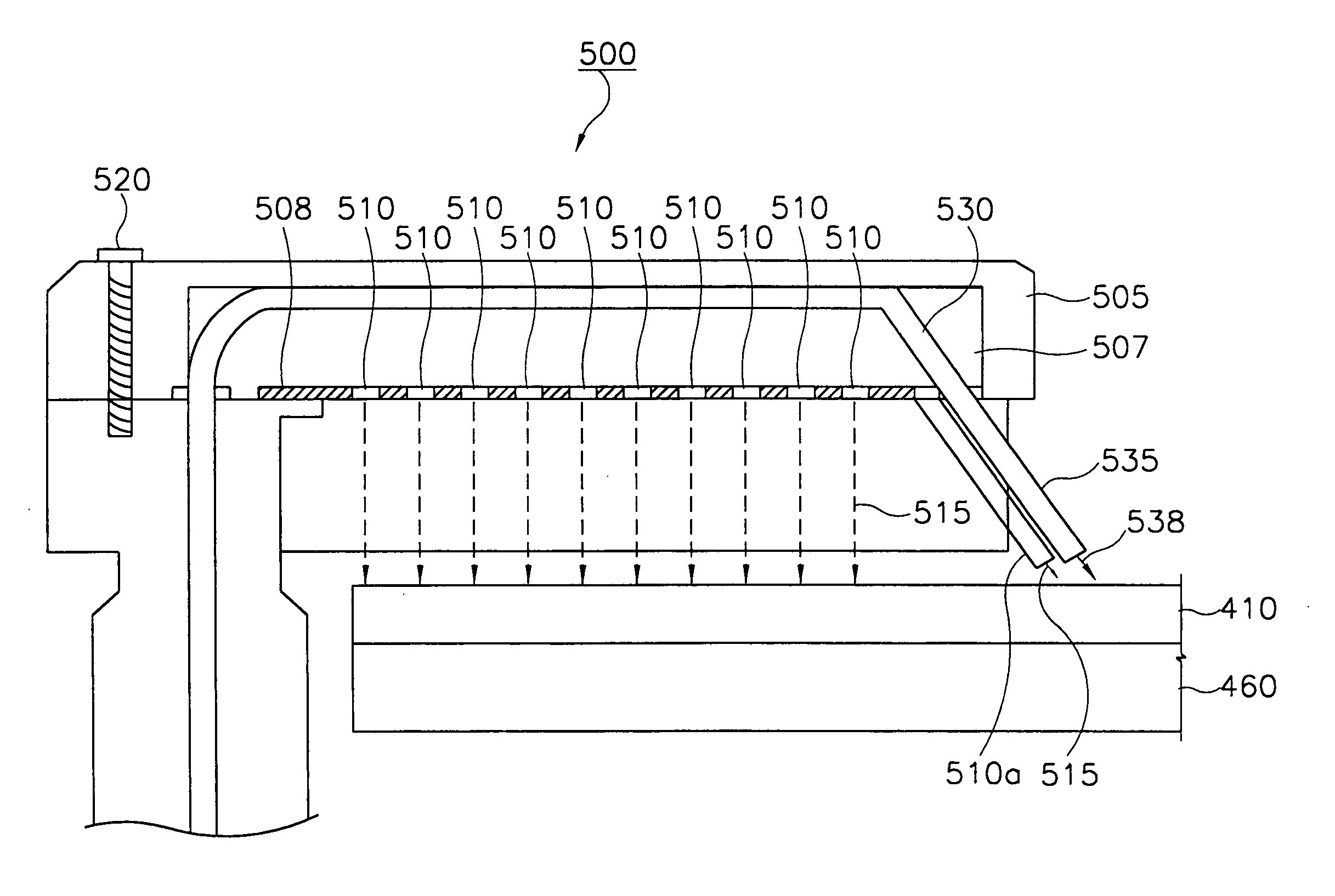 Method and apparatus for polishing a substrate while washing a polishing pad of the apparatus with at least one free-flowing vertical stream of liquid