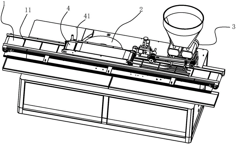 Automatic bread and cake sectioning and filling device