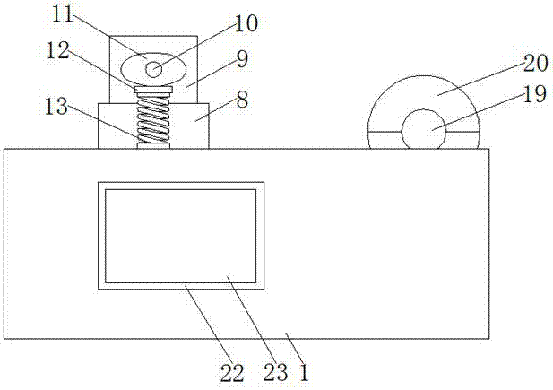 Negative pressure type paper cutting machine for paper making