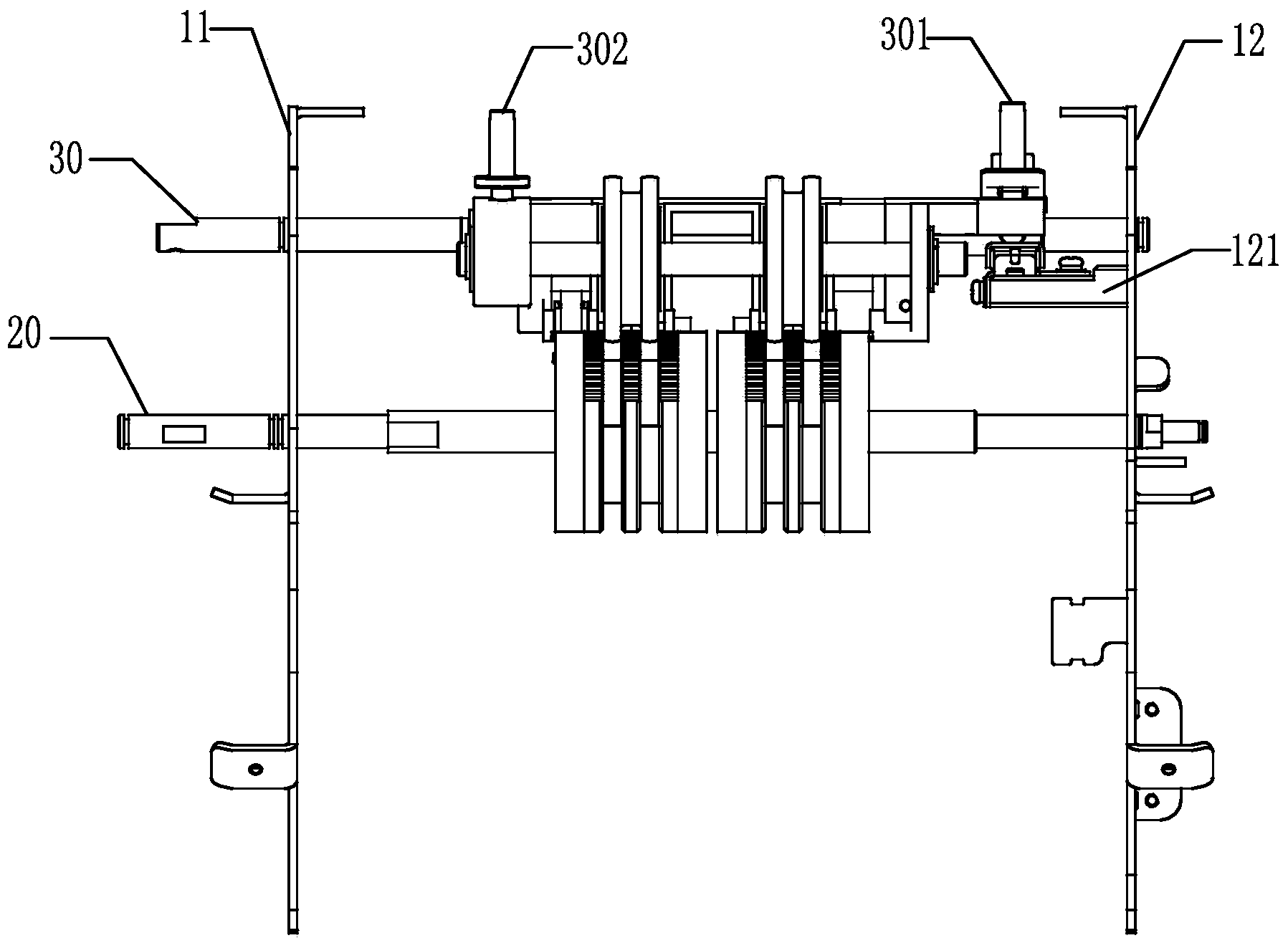 Banknote sorting device and radial clearance adjusting method thereof