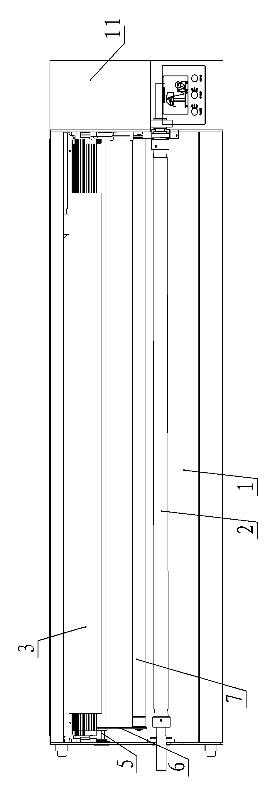 Tension-free leather unwinding device with dust removal function