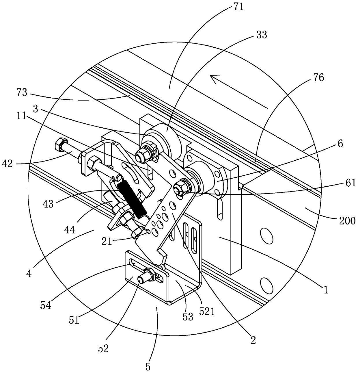 Glass position identification device of glass edging machine and glass position identification method thereof