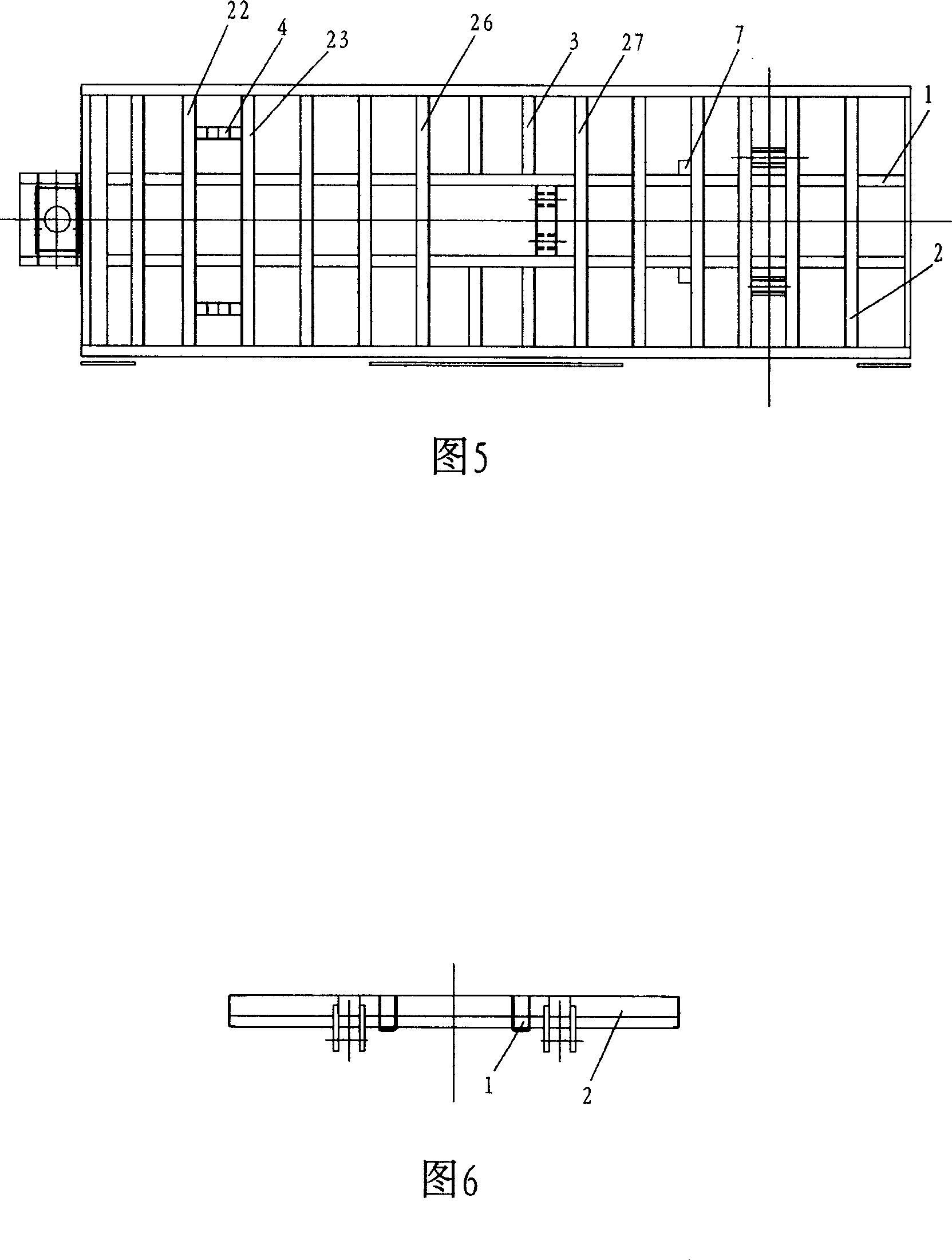 Dumper truck and its carriage underbed