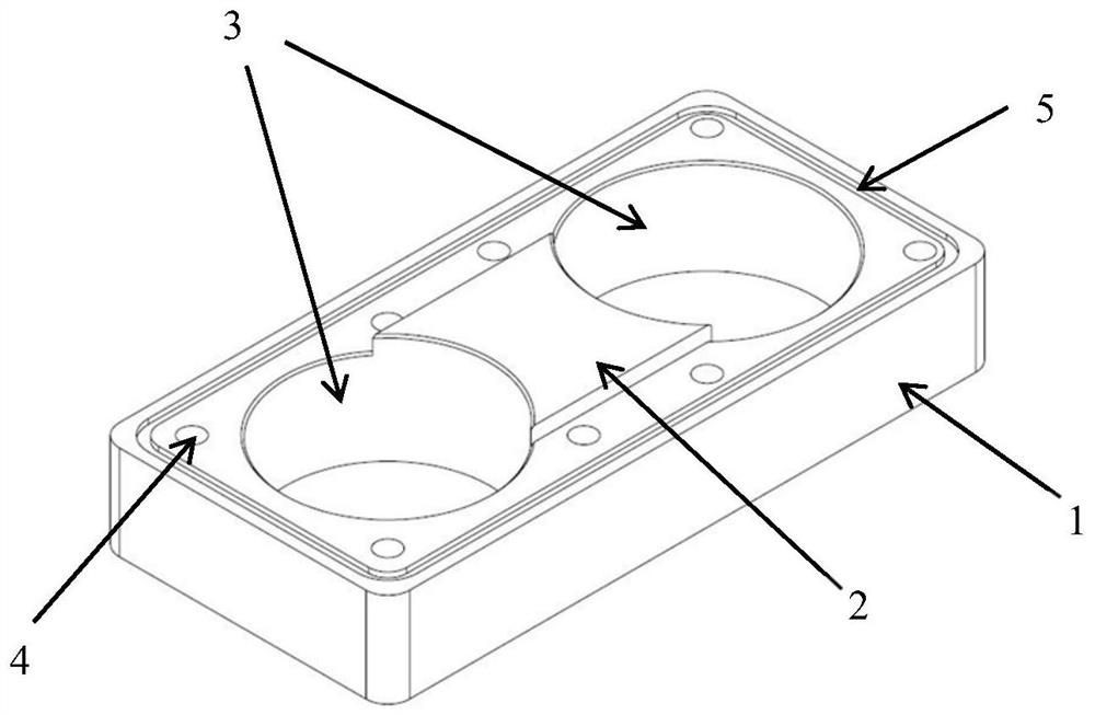 Connecting device of motor connector