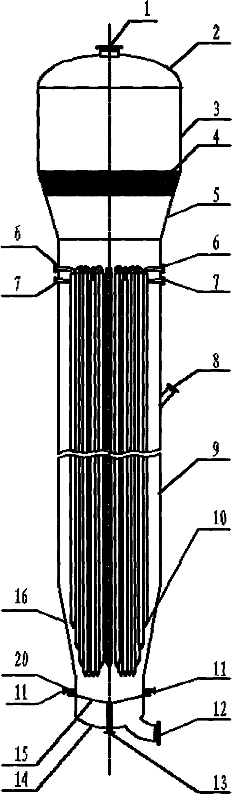 Fluidized bed reactor and method for synthesizing methyl chlorosilane by using same