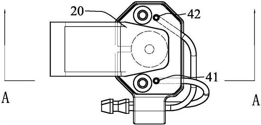 Injection end structure of a syringe and the syringe