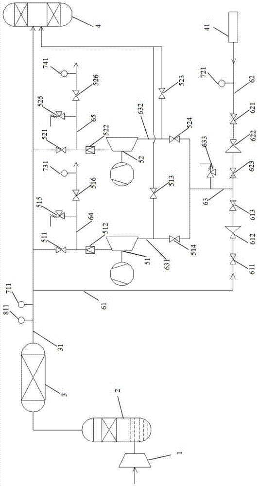 Heating device and heating method of oxygen generating expander