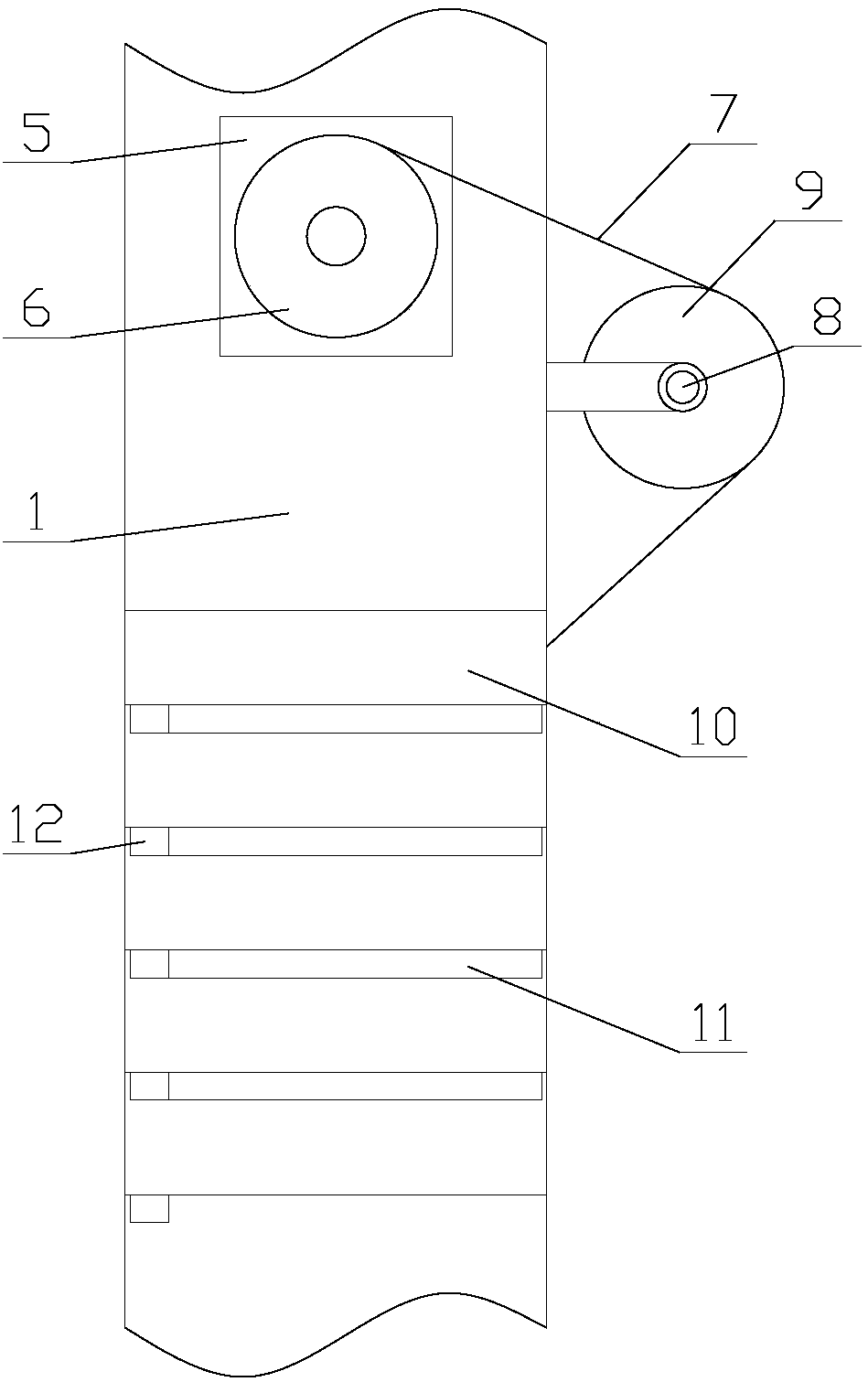 Street lamp with heat dissipating and icicle preventing functions