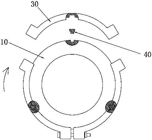 A Granulator Ring Die Fixing Device That Can Prevent Hoops from Wearing