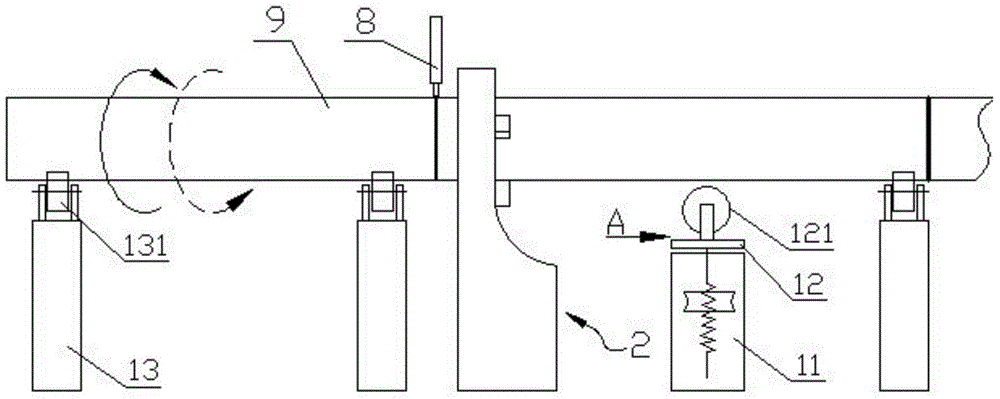 Axial movement device for welding of bus tube