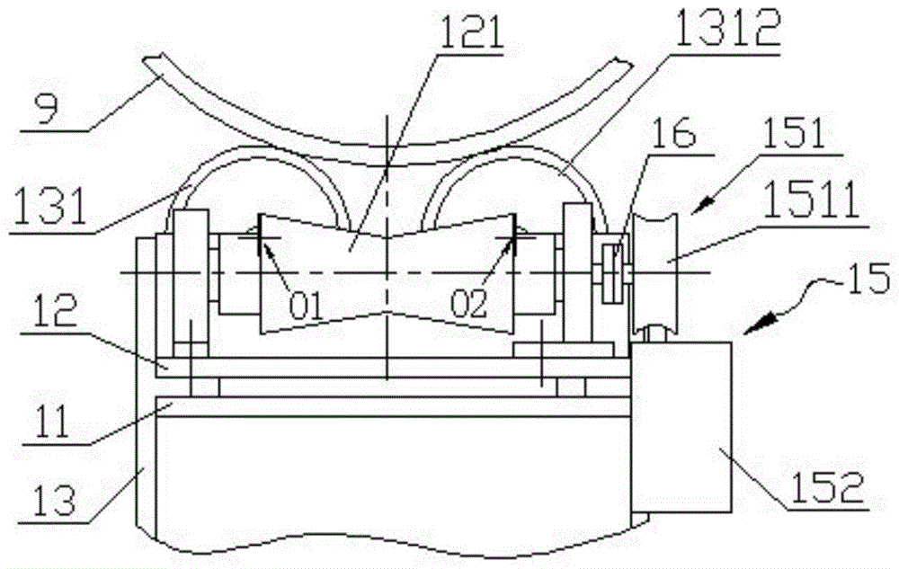 Axial movement device for welding of bus tube