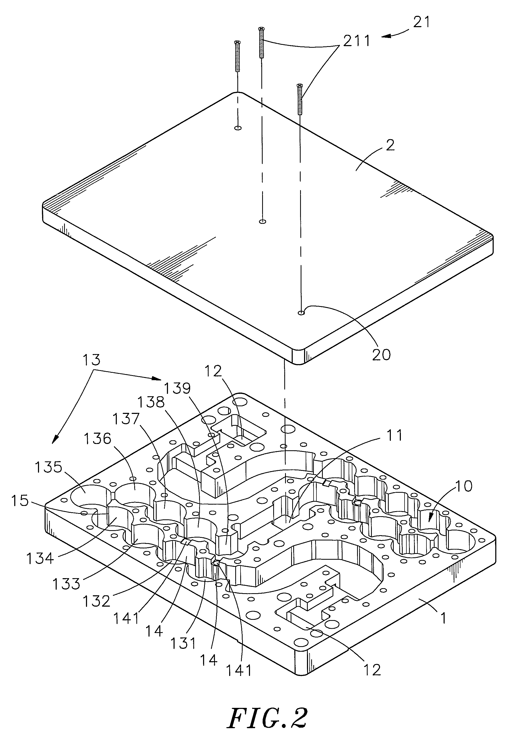 Cavity filter with high flatness feedback