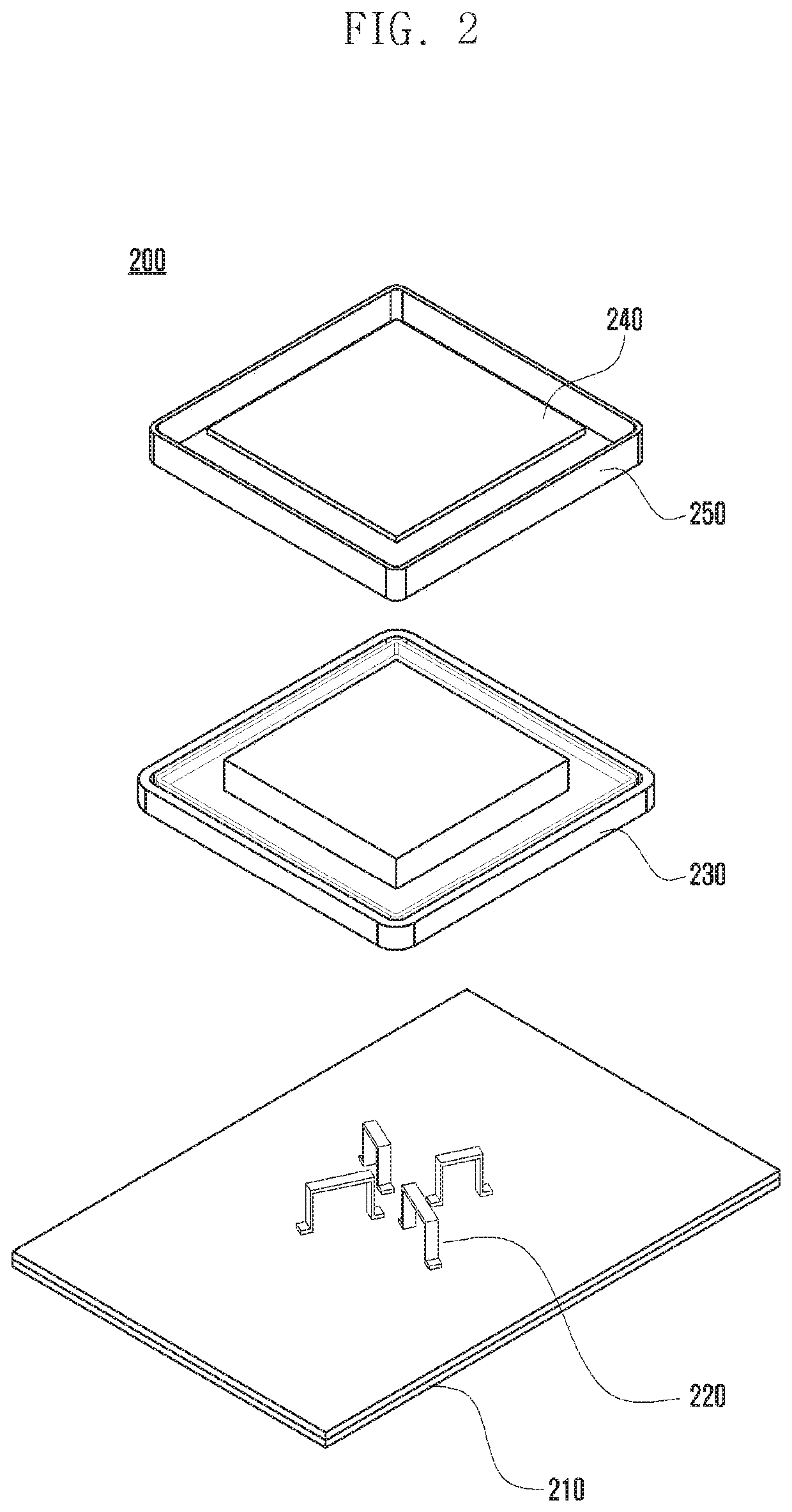 Antenna module including plurality of radiators, and base station including the antenna module