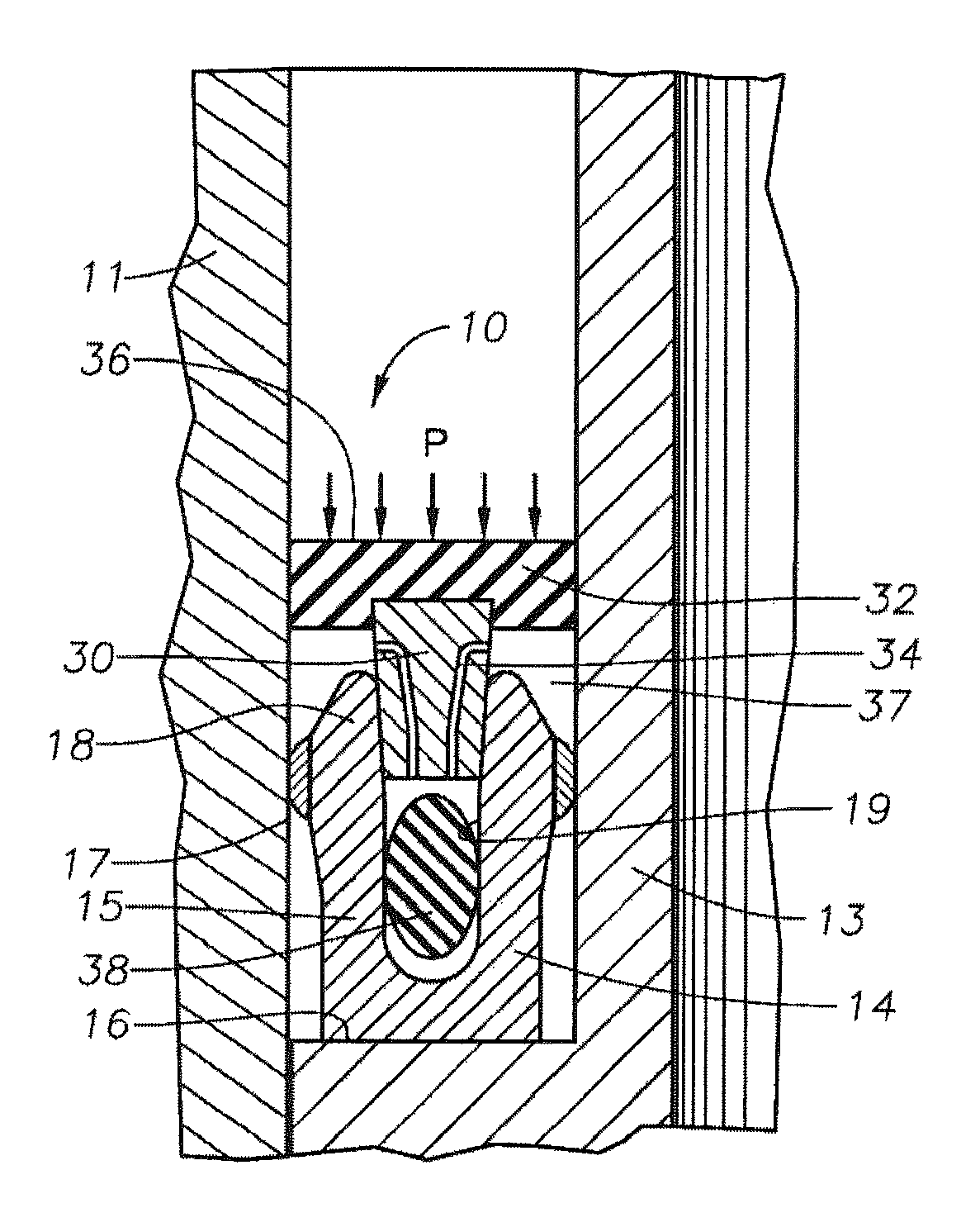 Sealing wellhead members with bi-metallic annular seal