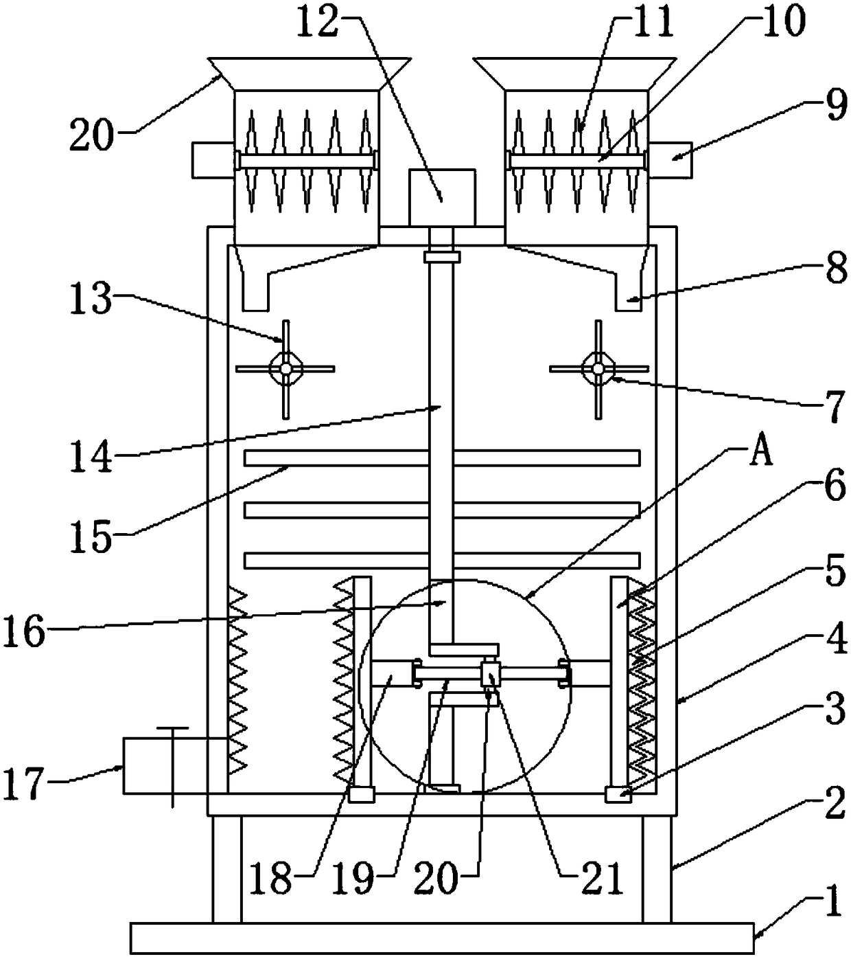 Multistage crushing stirring device used for forage production