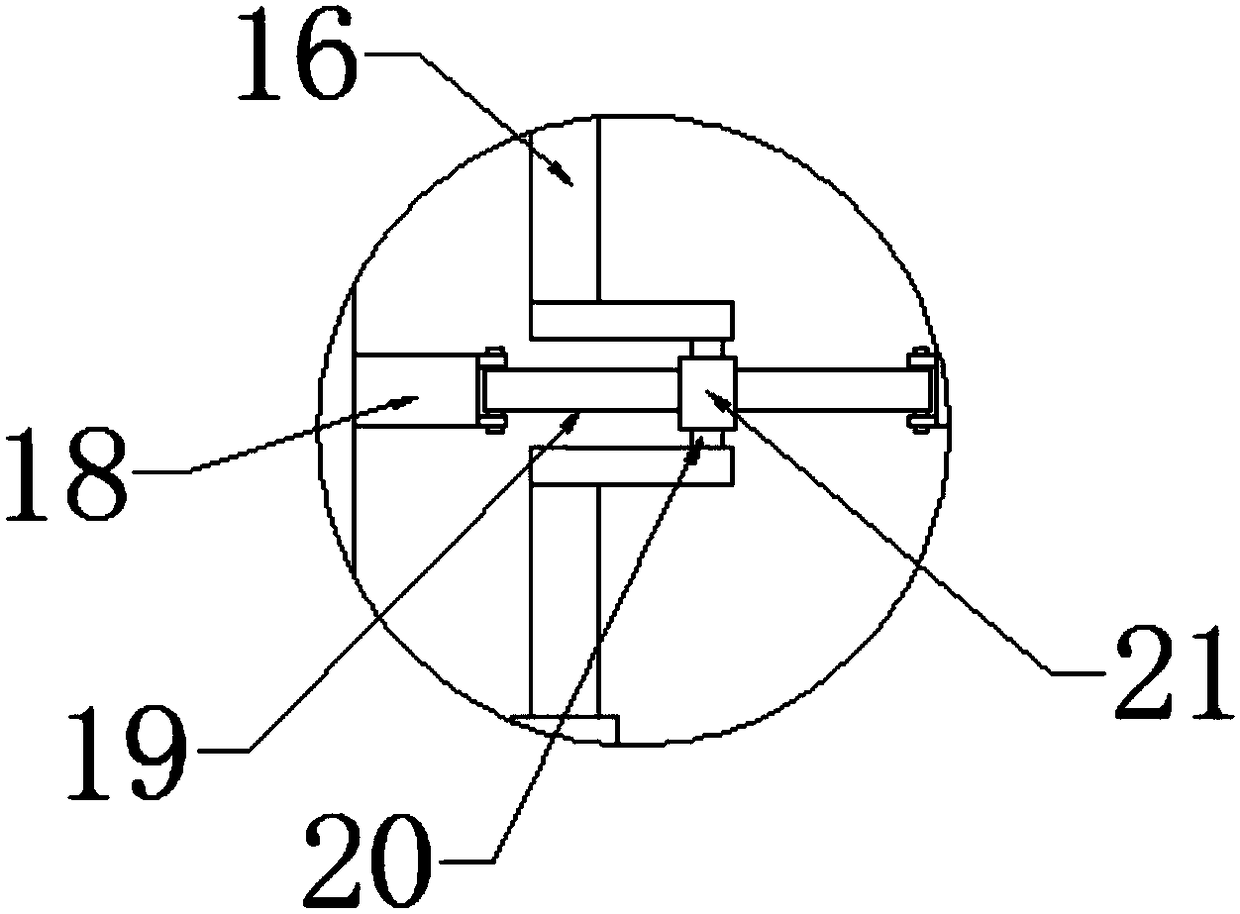 Multistage crushing stirring device used for forage production