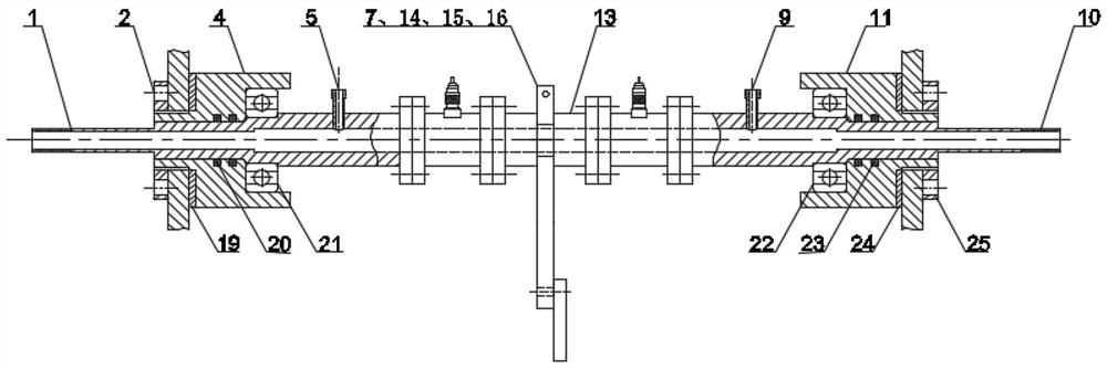 Method and device for measuring cavitation additional action moment in water tunnel experiment