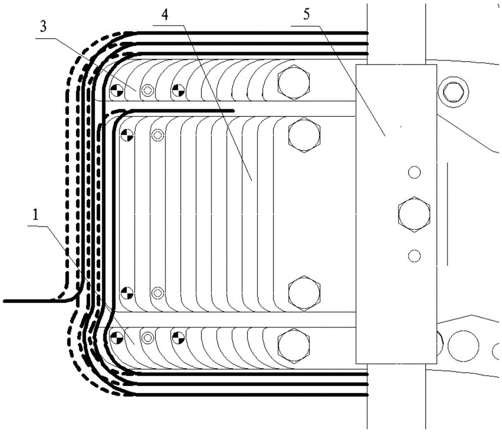 Winding device and winding method for window-type irregular saddle-shaped coil