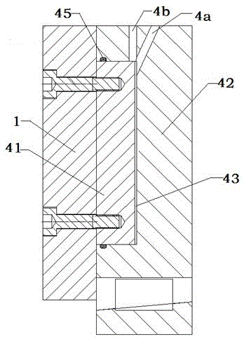 A deformation compensation device