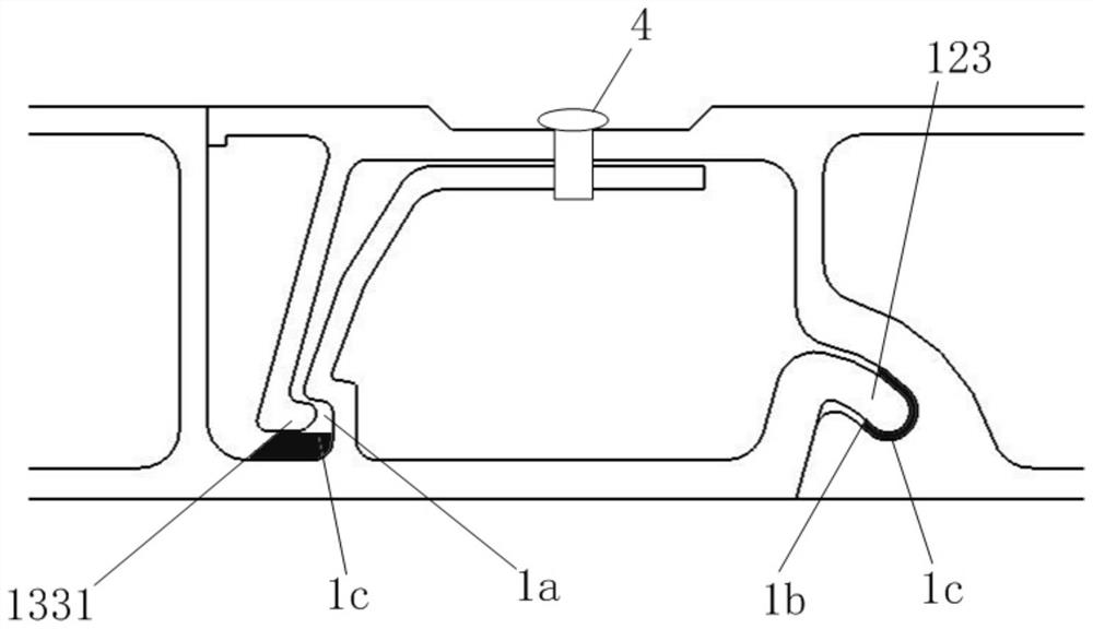 Carriage plate and production process thereof